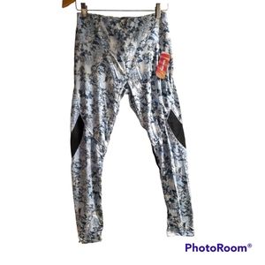 NWT Floral Designed ShoSho Leggings